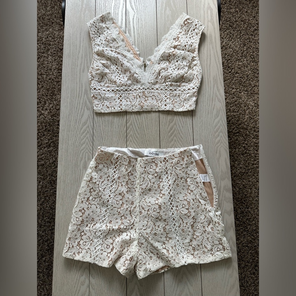 Do+BE lace set